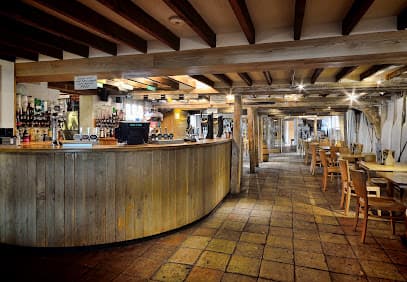 Isaacs On The Quay
