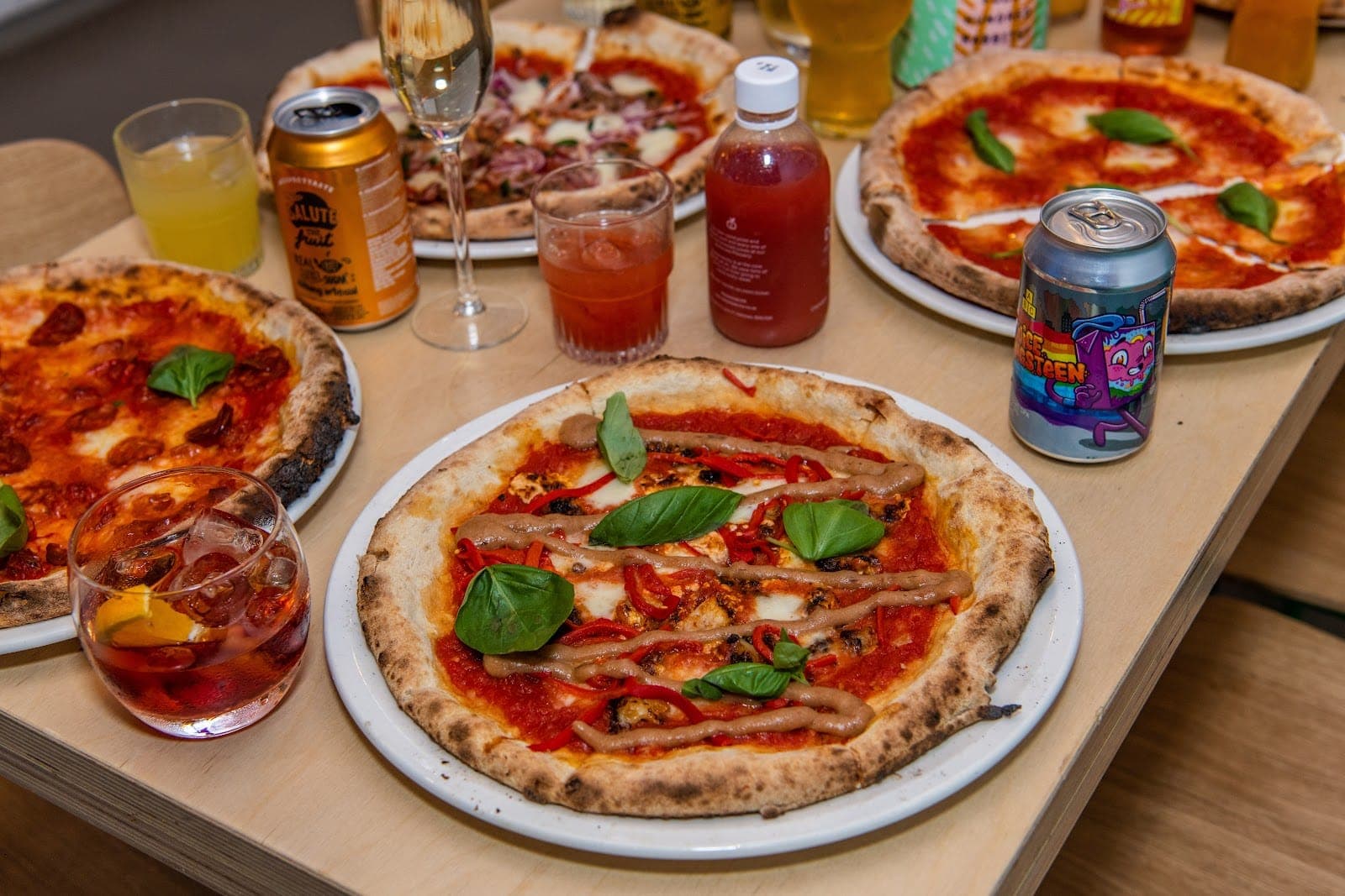 Four Hundred Rabbits: Pizza Restaurant West Norwood