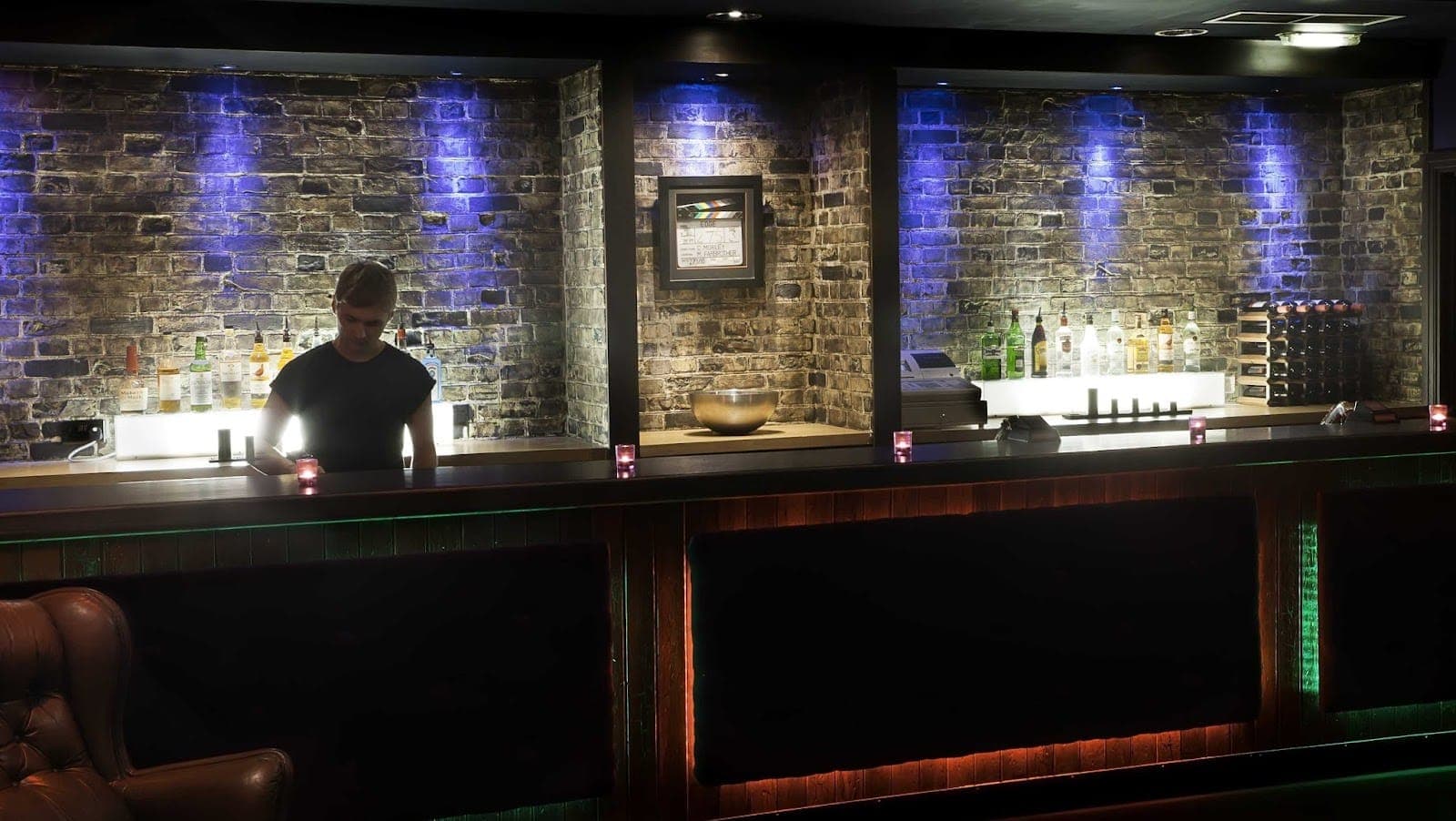 Bar Paragon