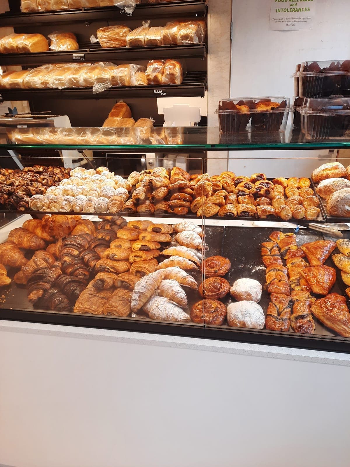 La Brioche Kosher Bakery & Coffee
