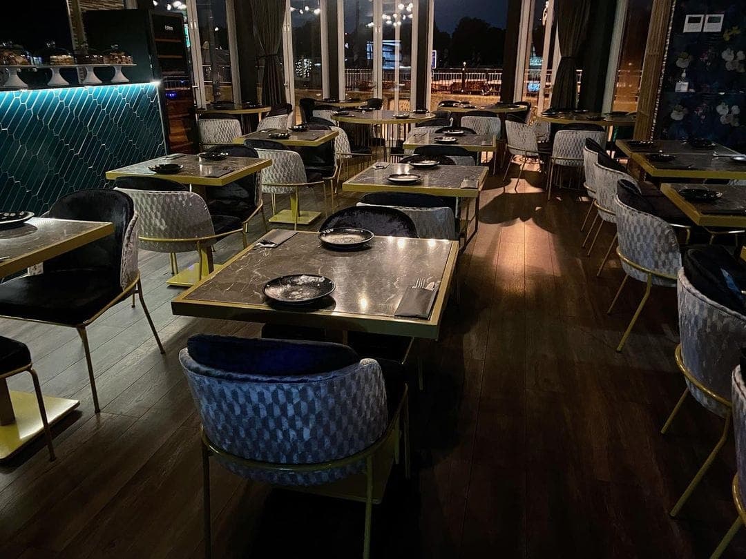 Palm Riverside Wandsworth | Best Shisha Lounge & Hookah Bar near me in London | Lebanese Restaurant | Cocktail Bar