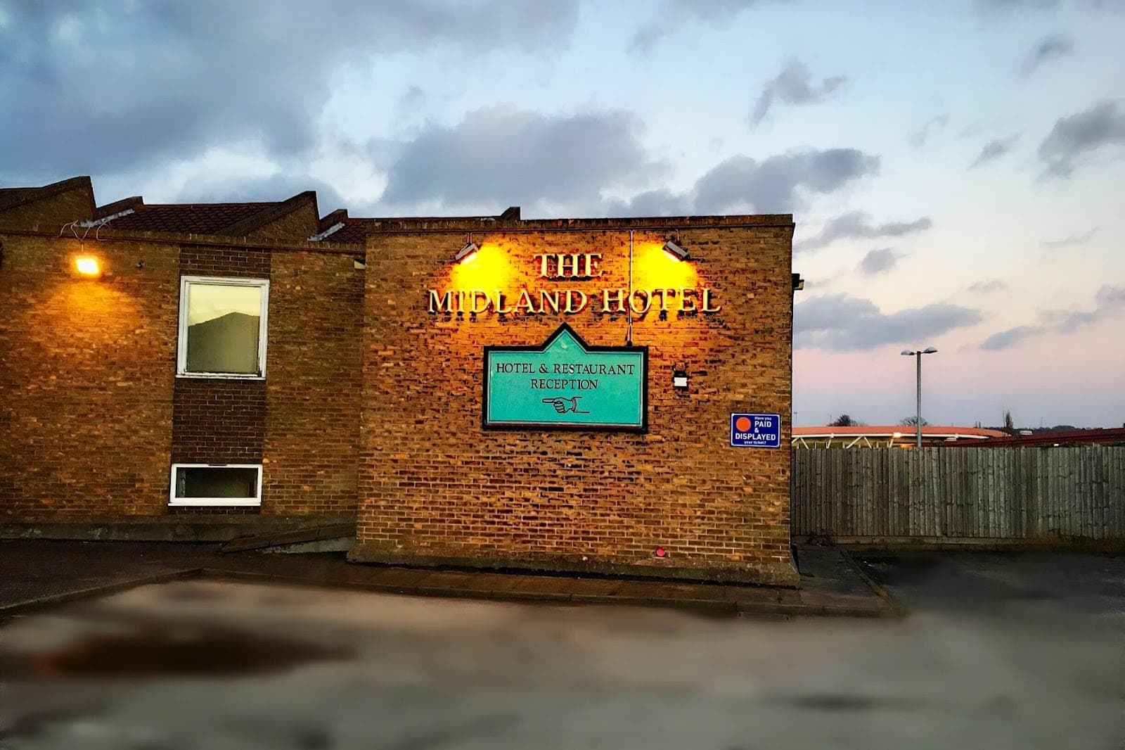 The Midlands Hotel & Bar