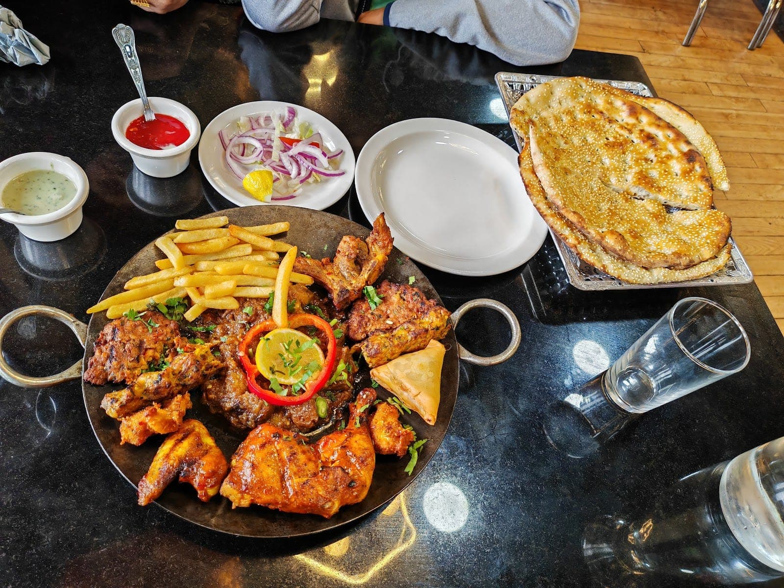 Lahori Grill & Tawa