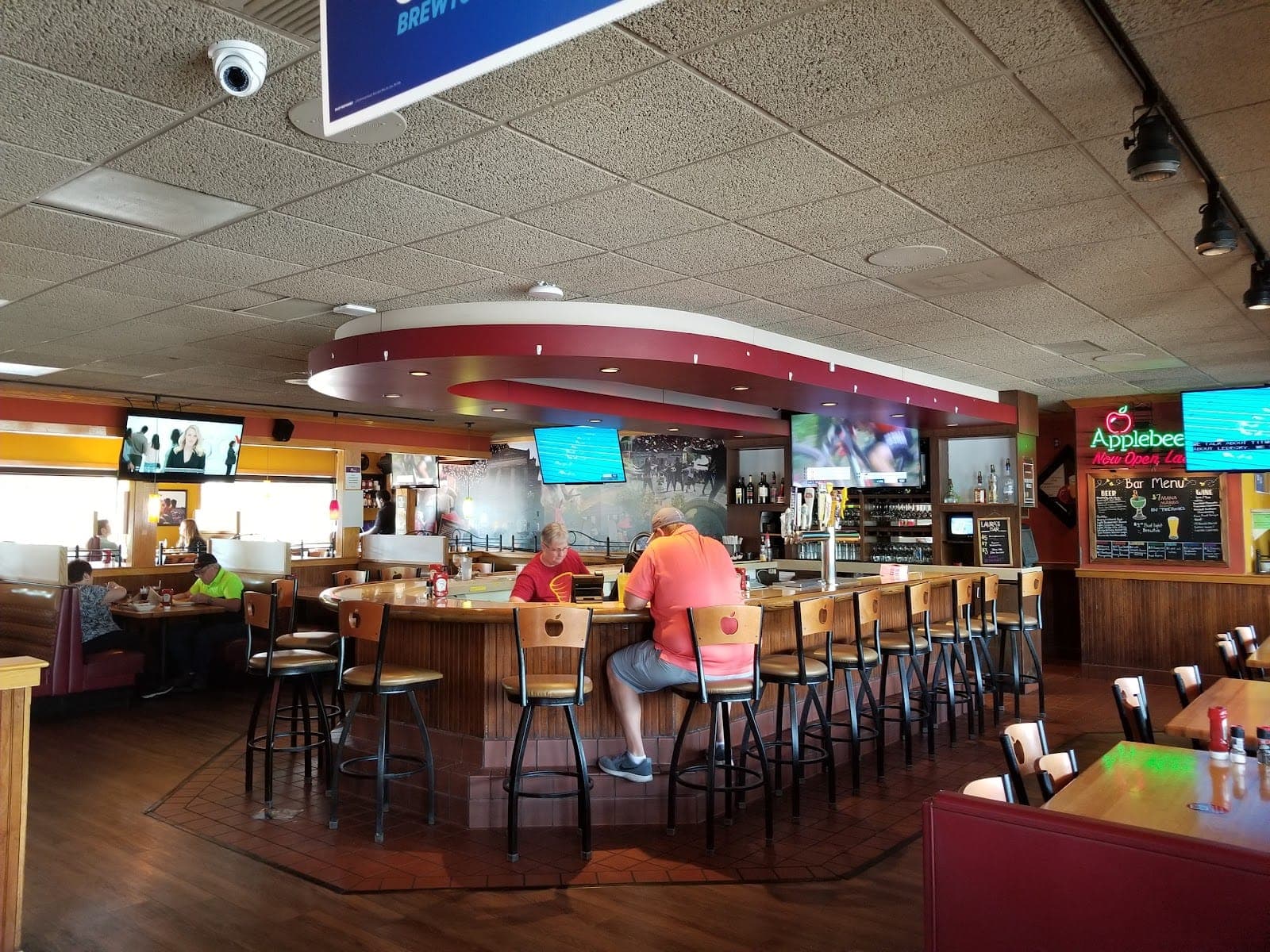 Applebee's Grill + Bar