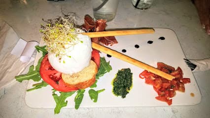Epicure Gourmet Market & Cafe