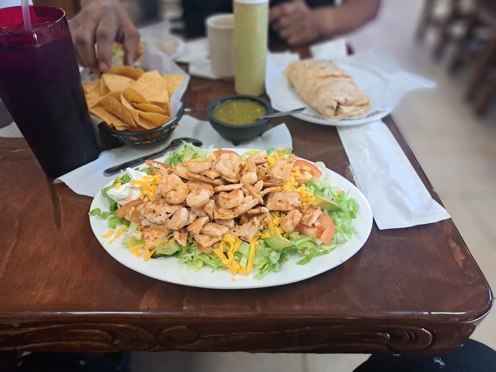 LEÓN MEXICAN GRILL
