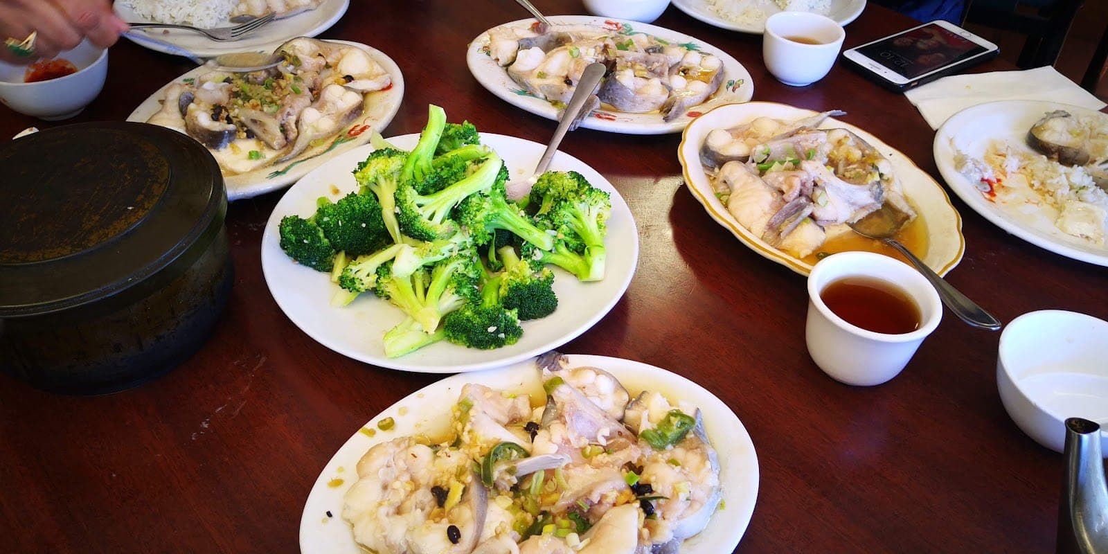 G & L Bakery & Restaurant