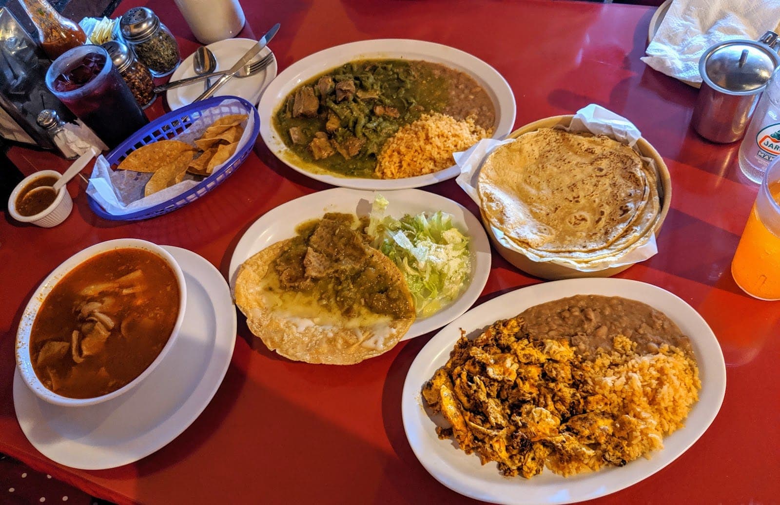 La Chispa De Oro Restaurant