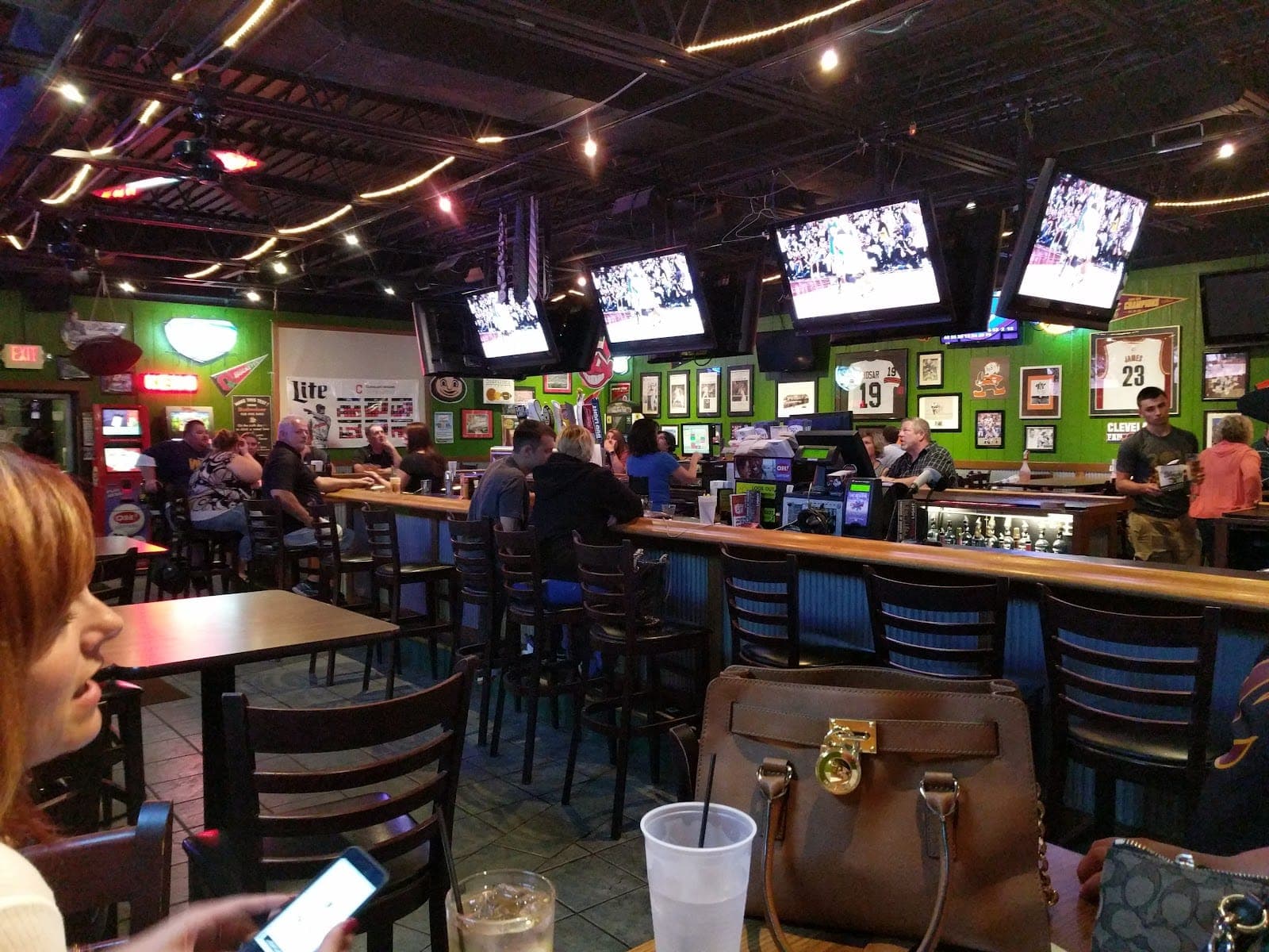 Sidelines Sports Bar & Grill - Brunswick, OH