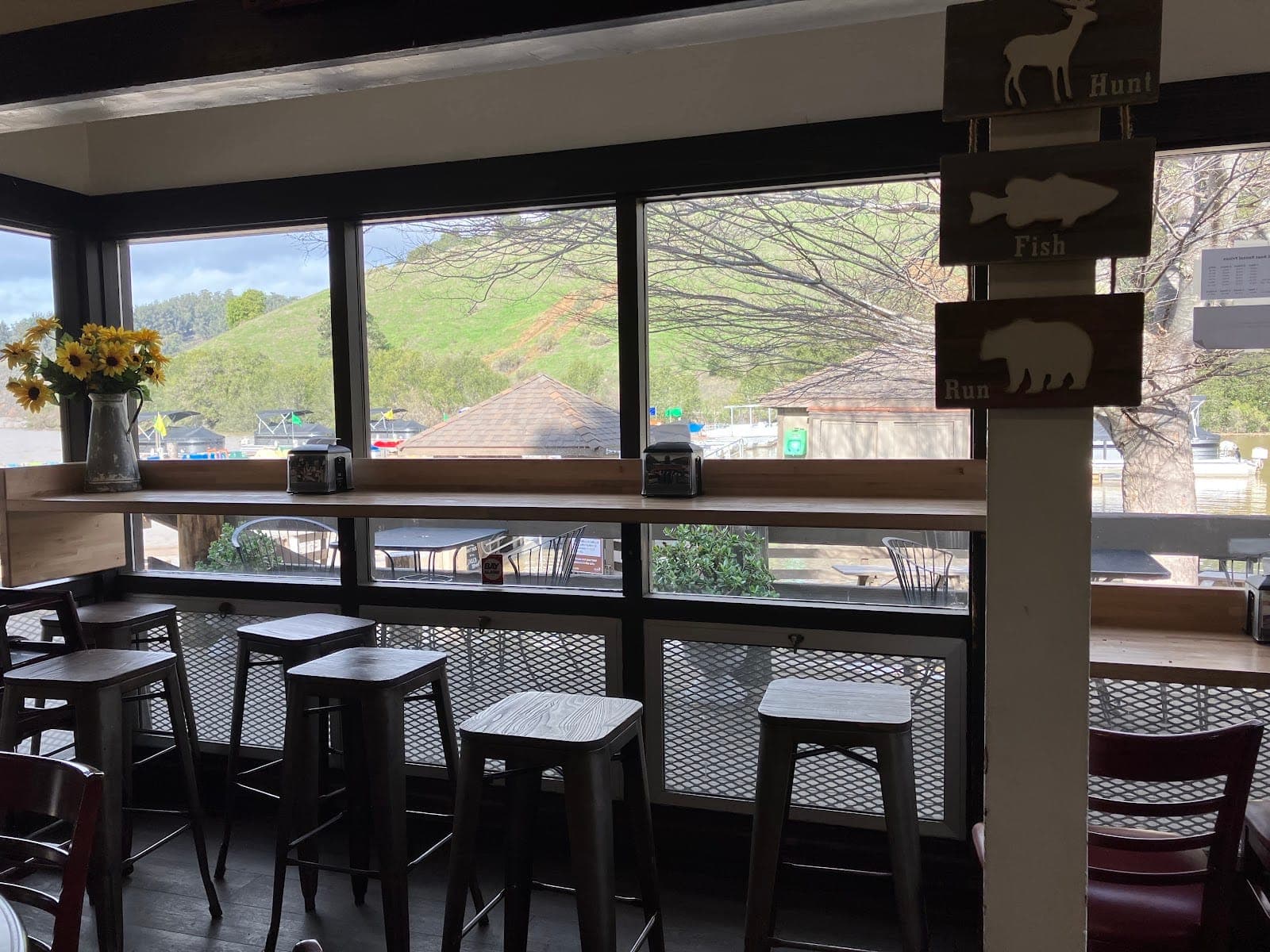 Lake Chabot Marina & Café