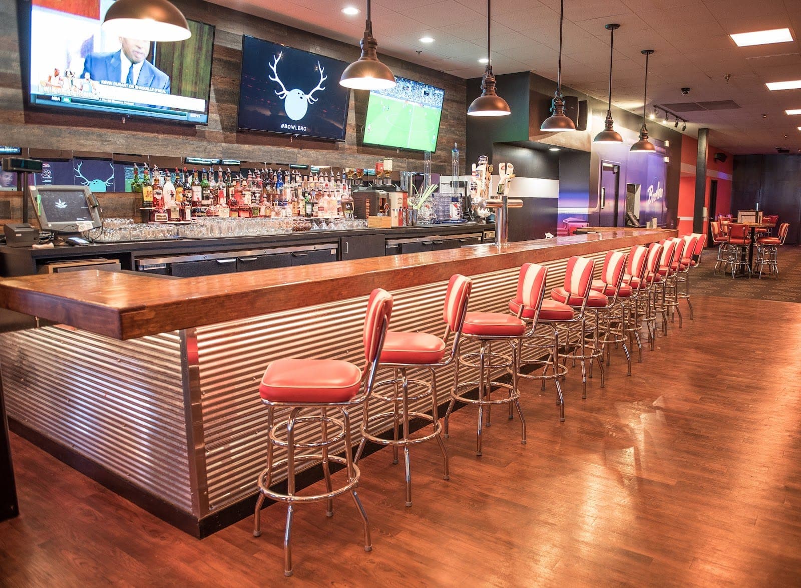 Lucky Strike Centreville