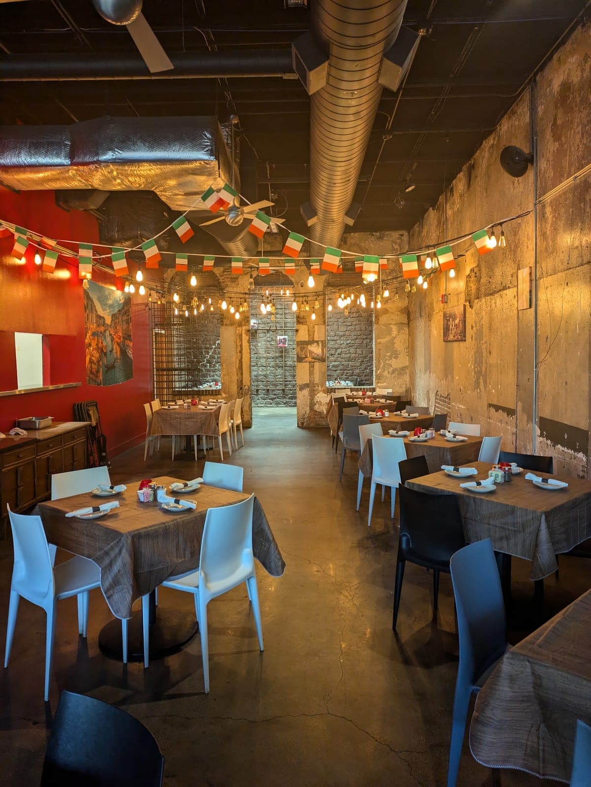 Napolis Italian Restaurant