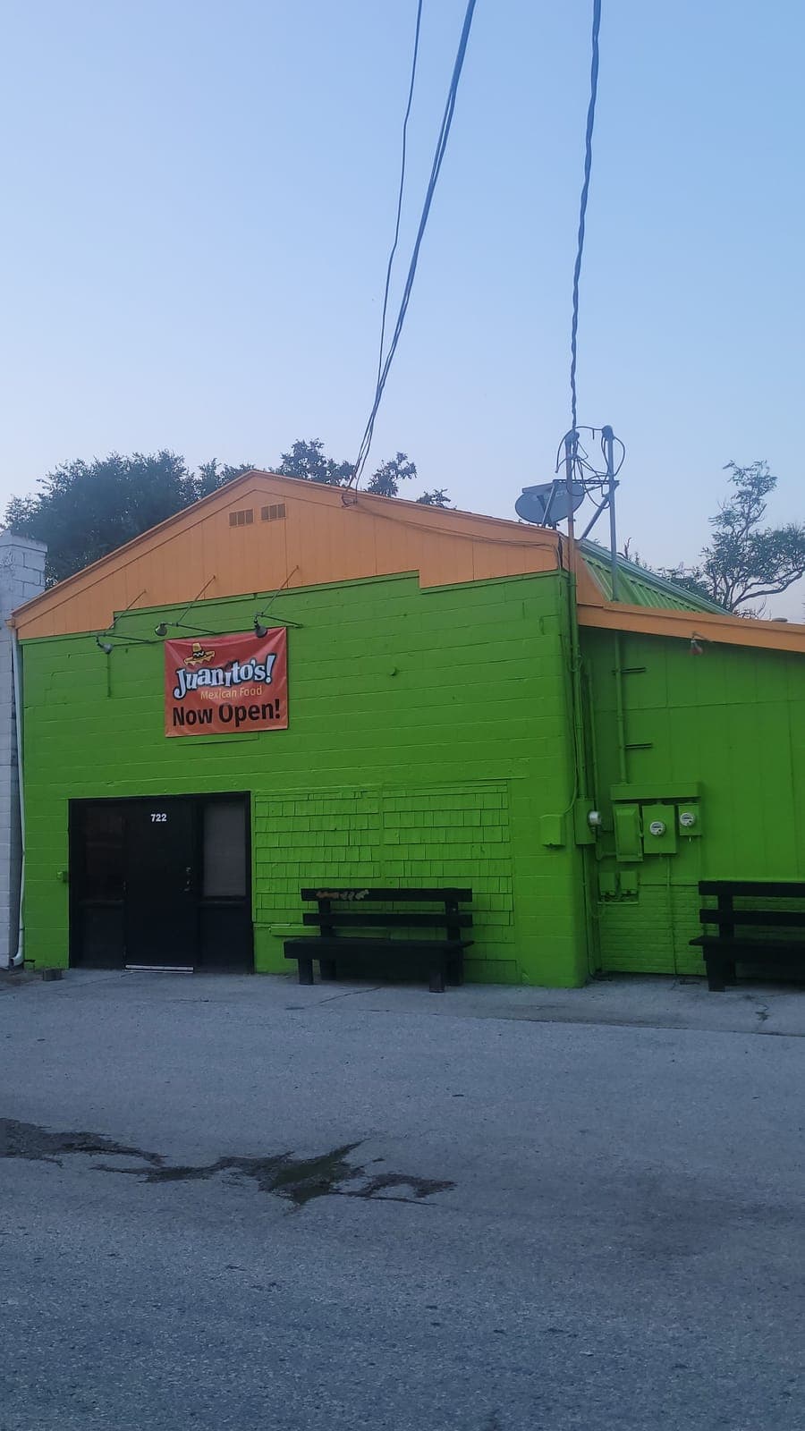 Juanito's Taco Truck