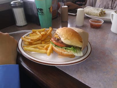 Tom's Burgers 18