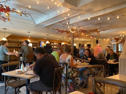 CAFÉ Seventy Two