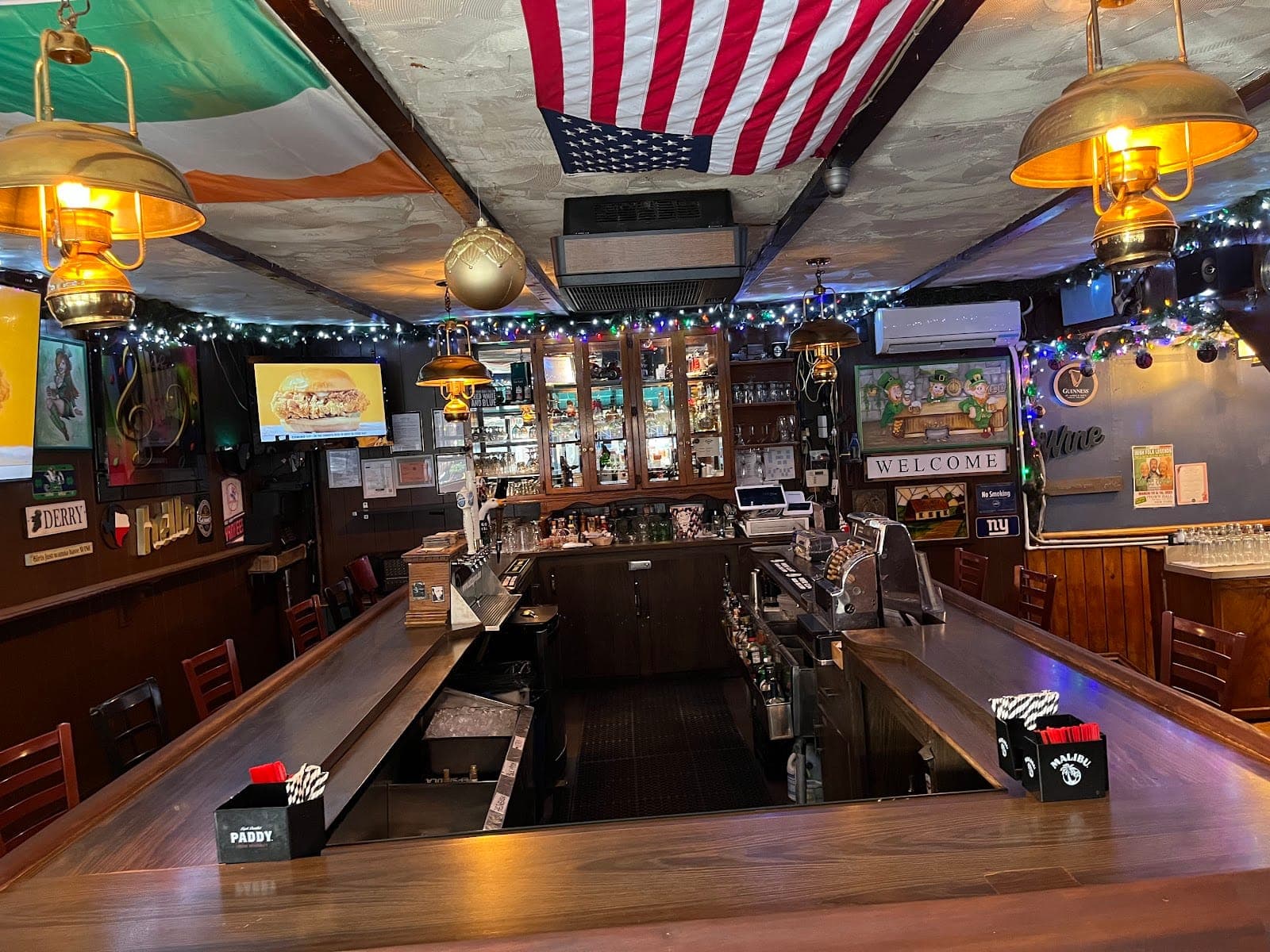 The Cottage restaurant bar