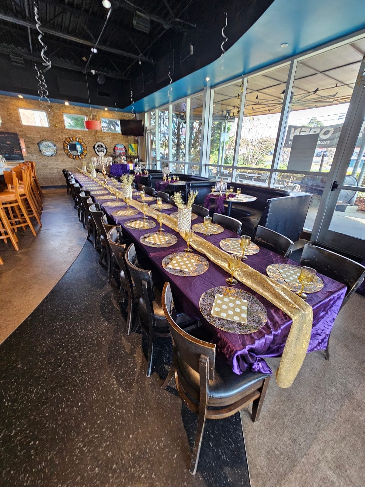 EJ's Soul Food & Vegan Bar & Grill