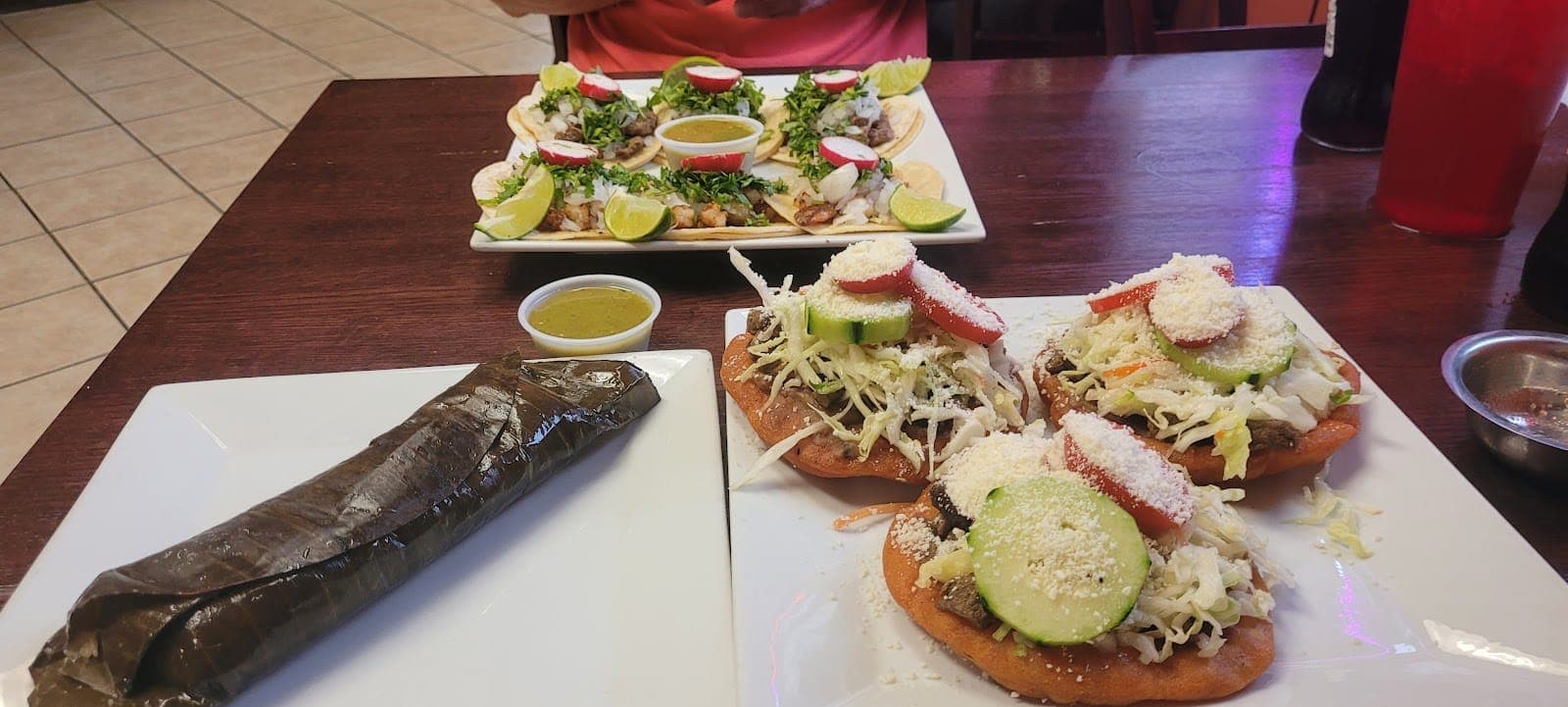 Mia's Cocinita | Salvadoran