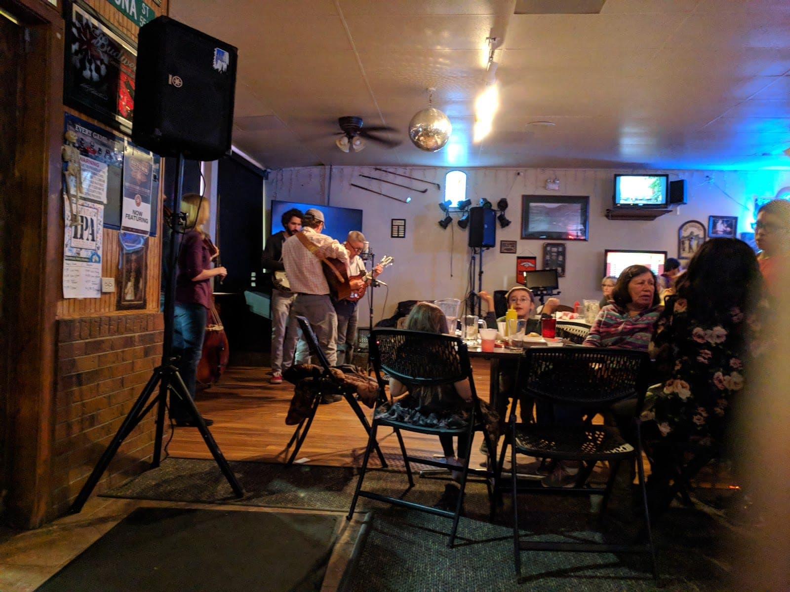 Alibi's Bar & Grill