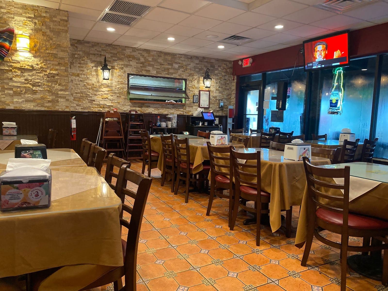 La Quebradita Mexican Grill (LQ Mexican Grill)