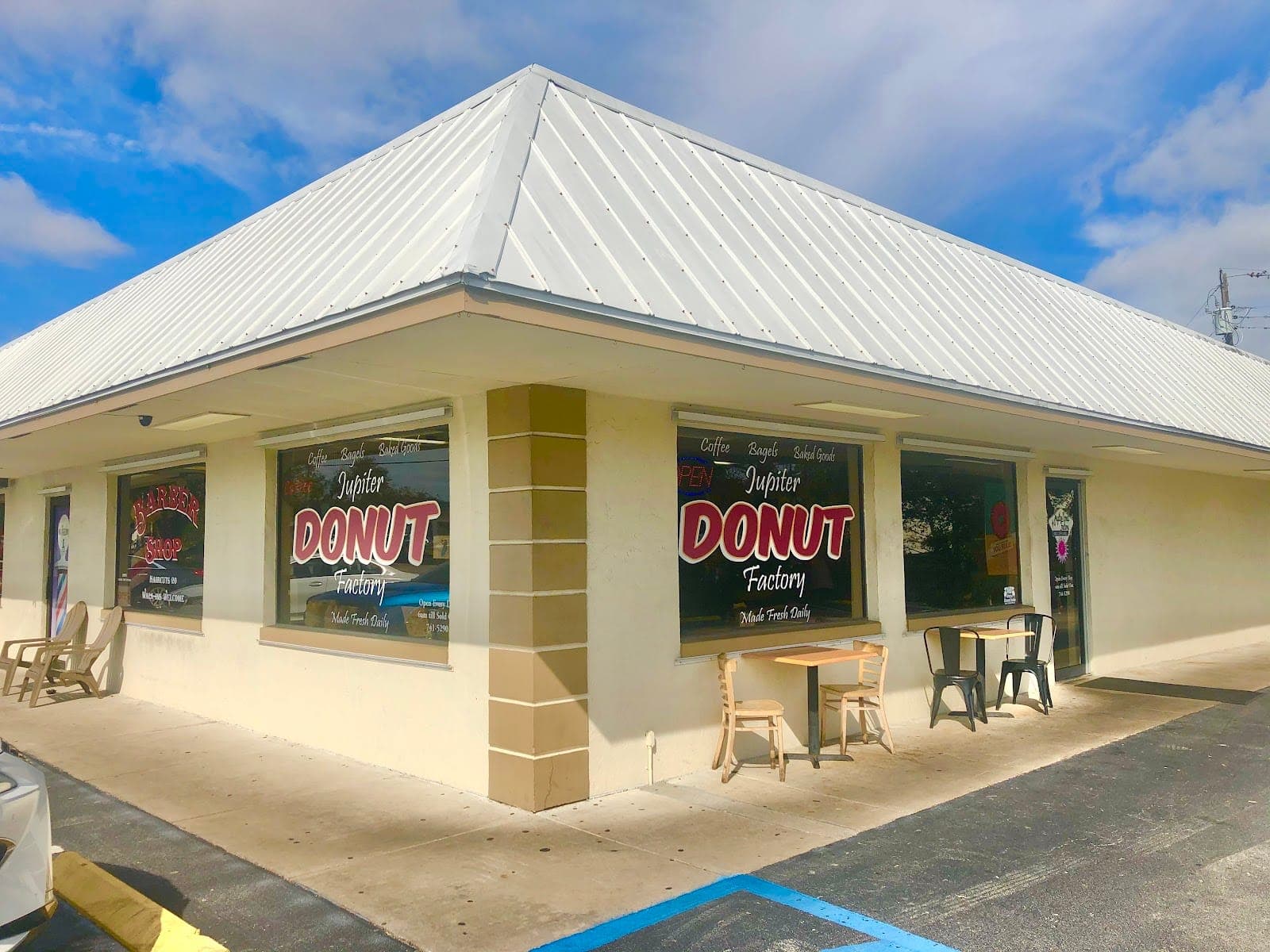Jupiter Donuts