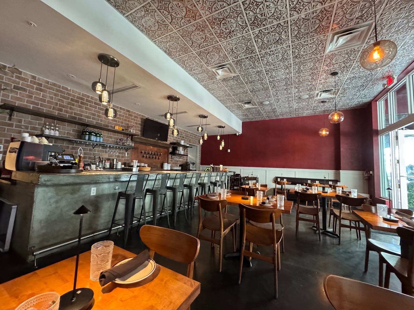 Fratelli By Jholano's