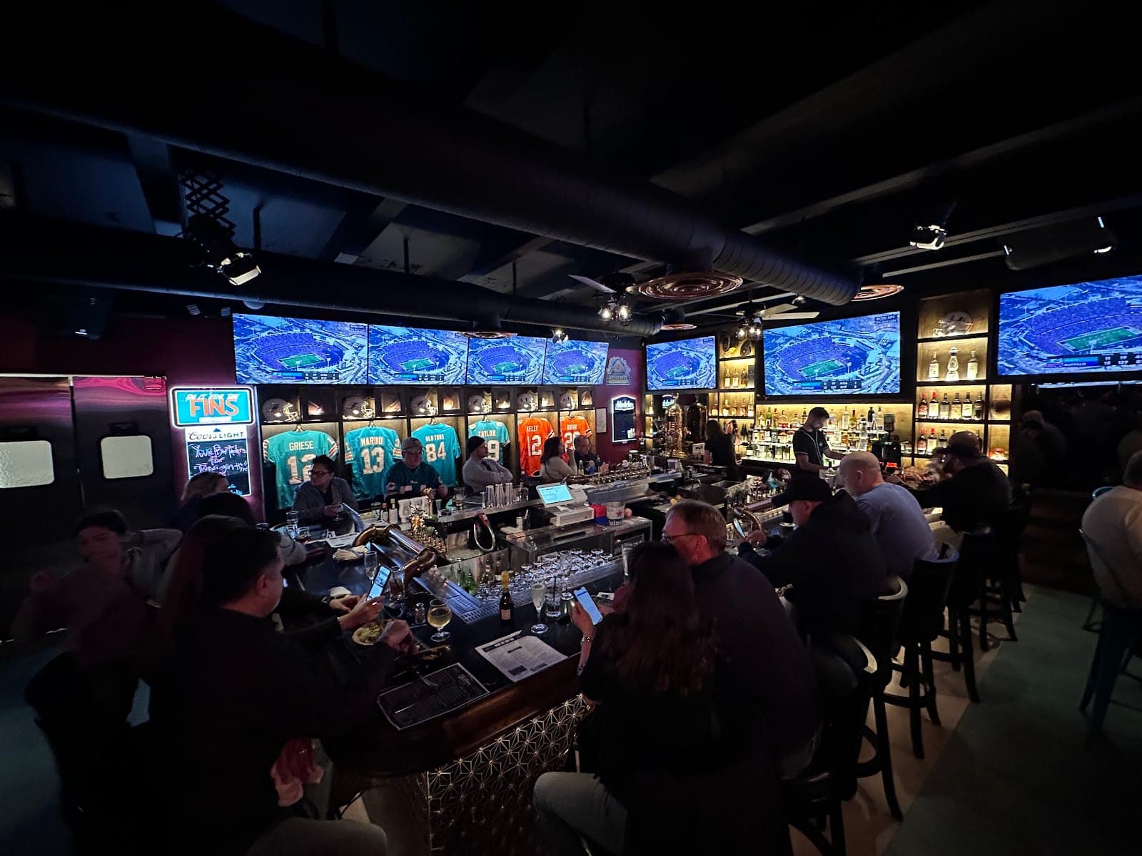 Old Tom's Sports Bar Kendall