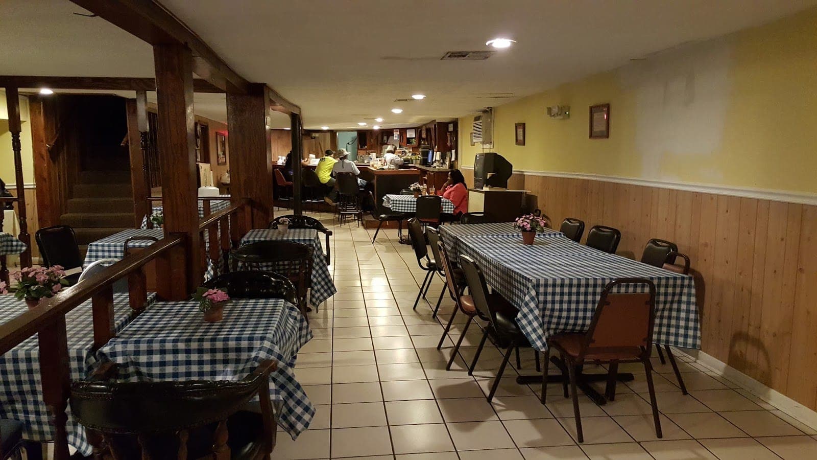 Viola's Restaurant and Gospel House