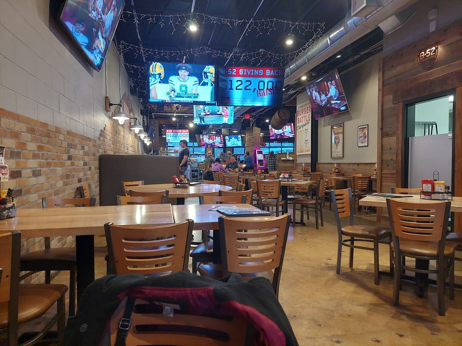B-52 Burgers and Brew Lakeville