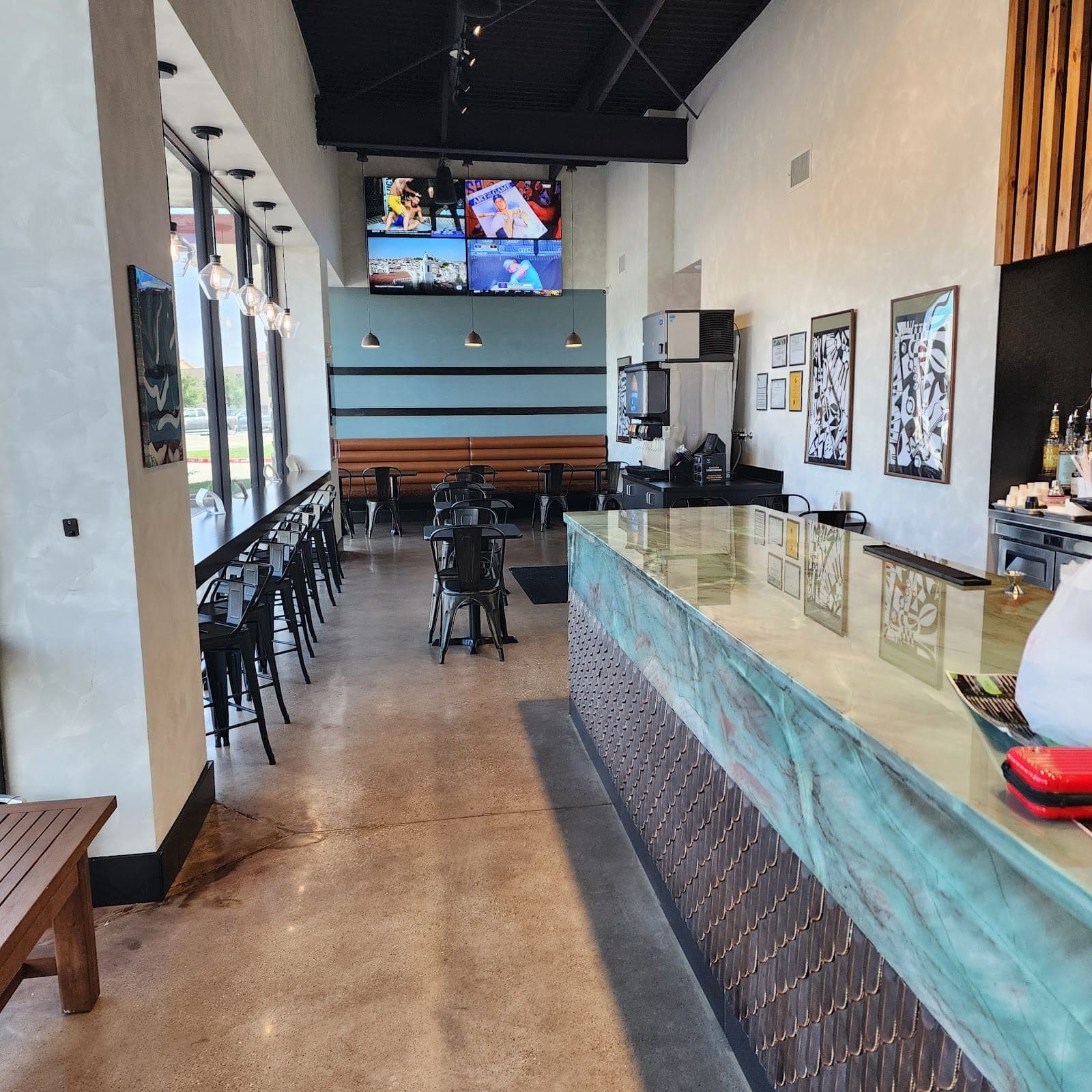 Retreats New Orleans Style Daiquiris & Eats
