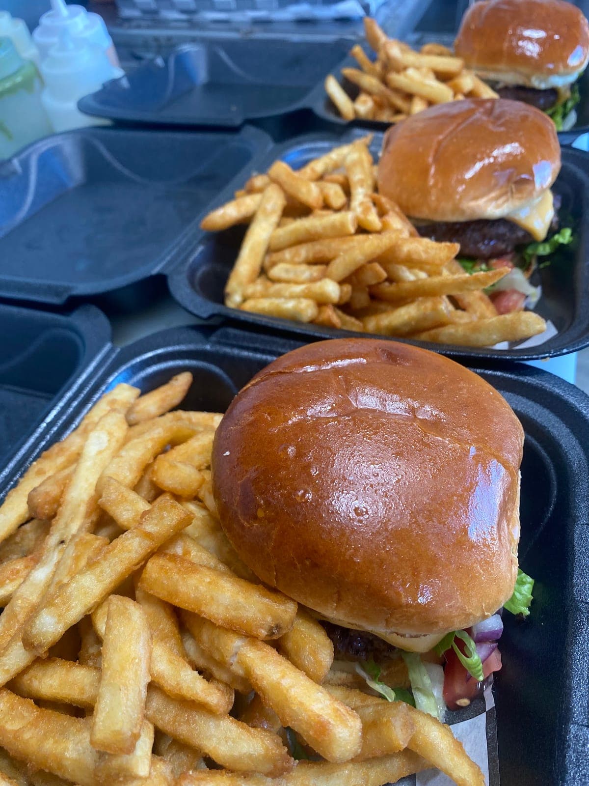 Crave Eat’s Burgers & Gyros