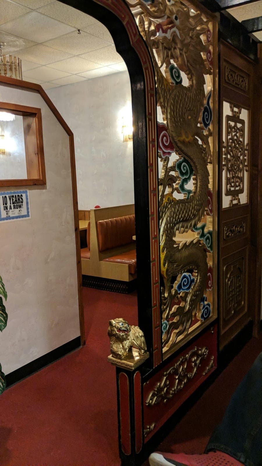 Golden Crown Chinese Restaurant