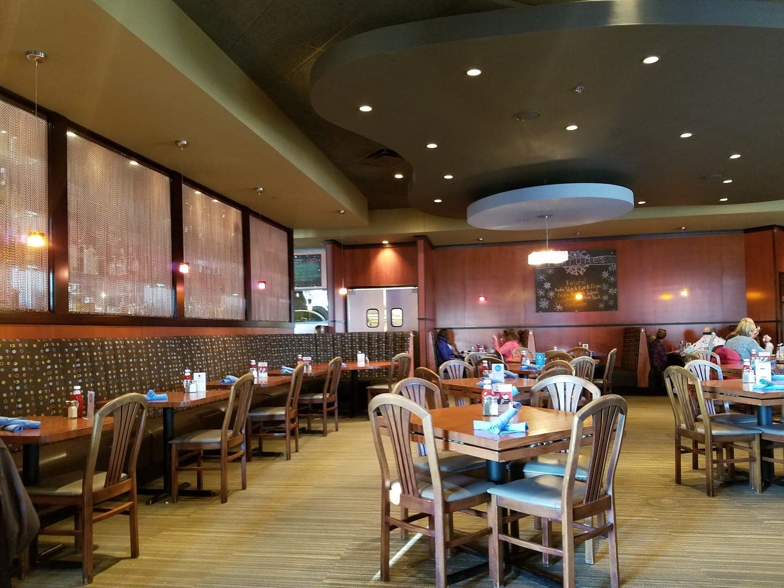 3 Squares Restaurant