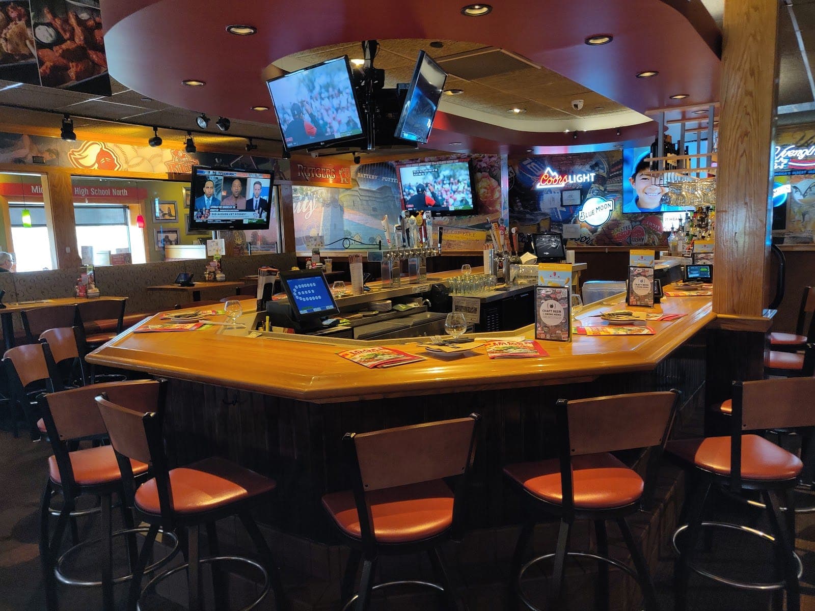 Applebee's Grill + Bar