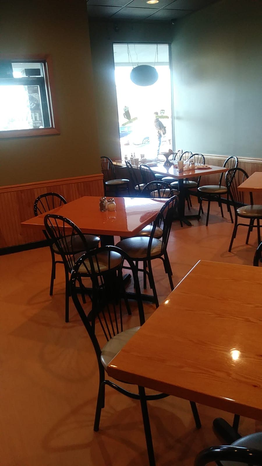 Fratelli’s Pizzeria & Restaurant