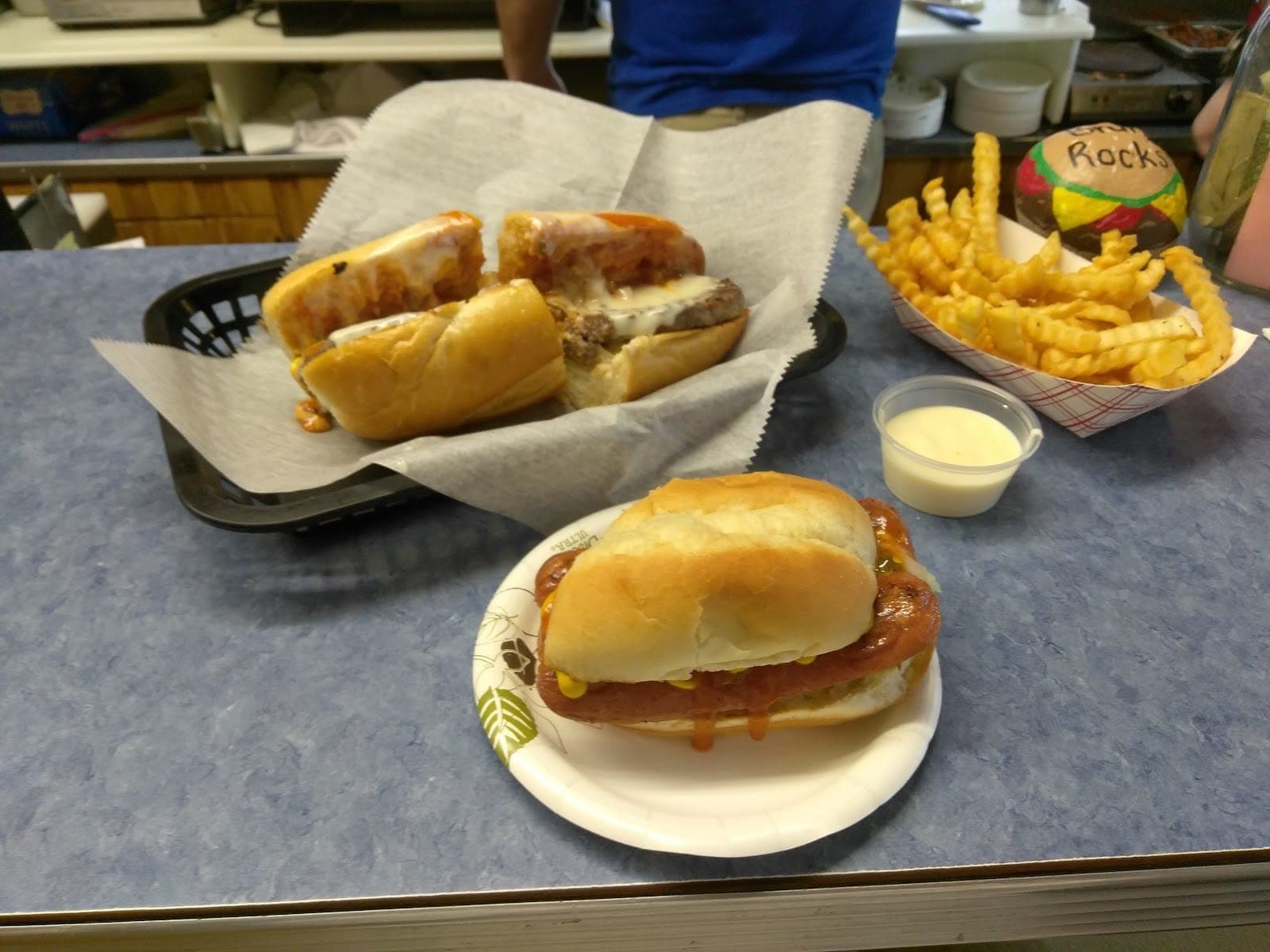 Brunis Breakfast & Burgers