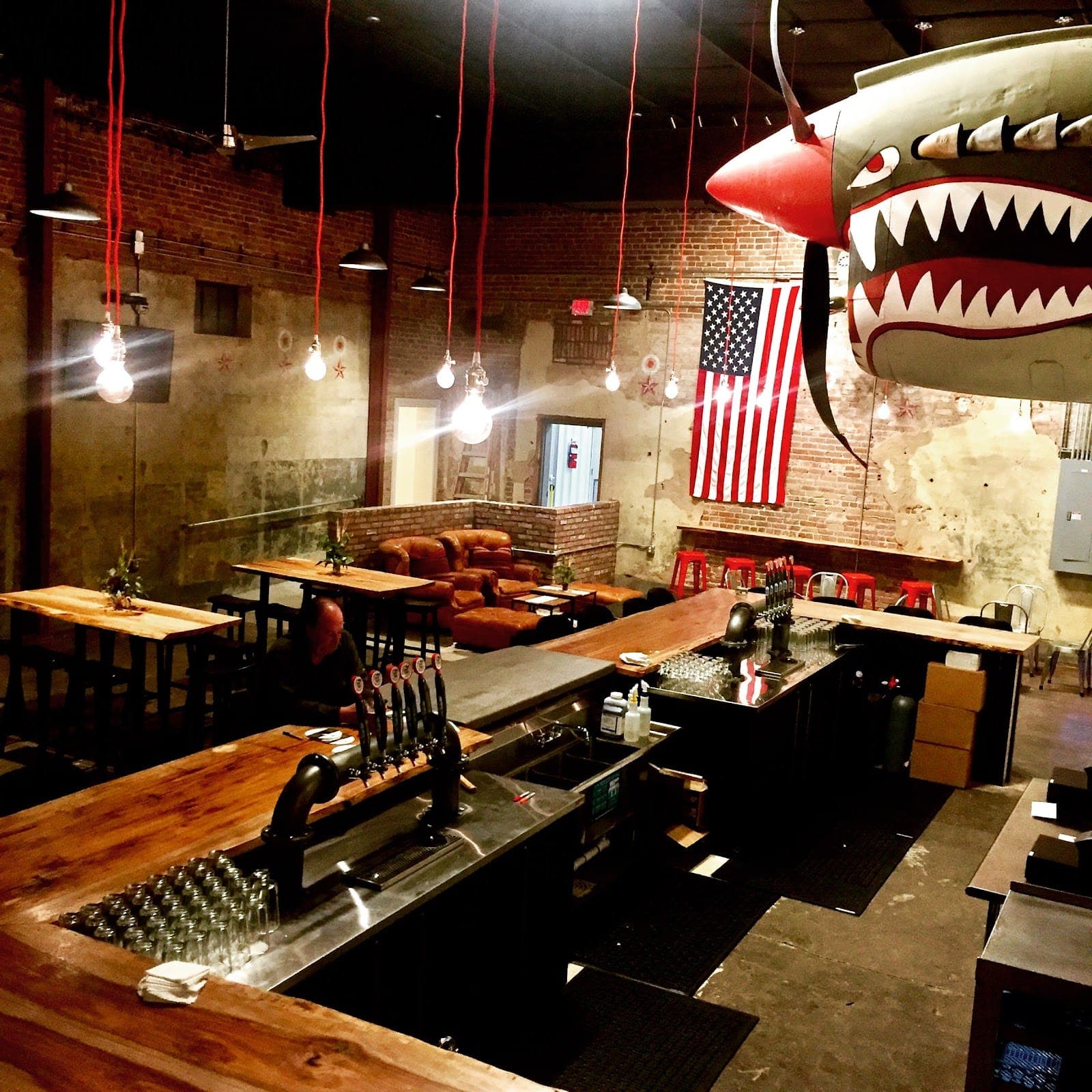 Flying Tiger Brewery and Pizza Bar