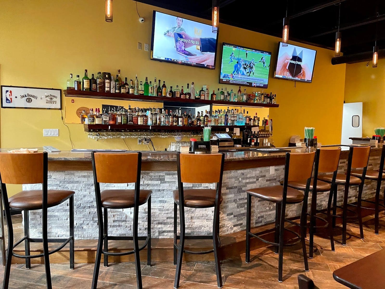 The Hive Bar & Restaurant