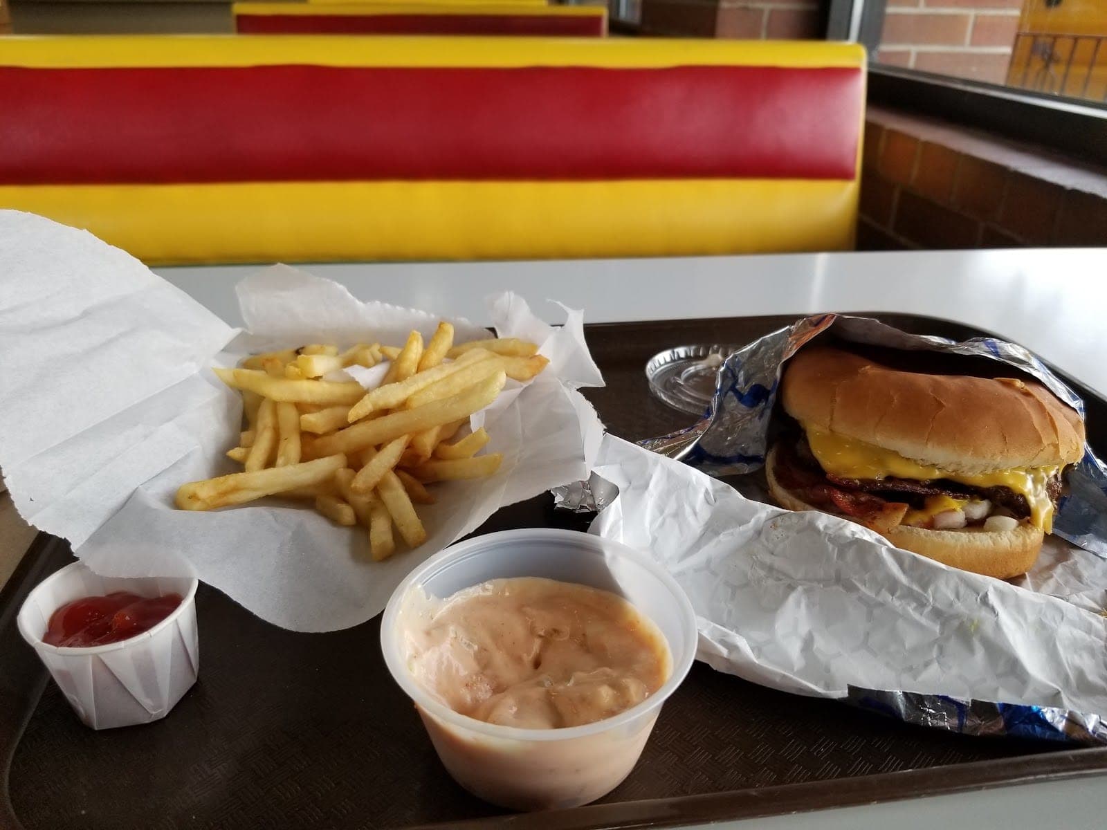 Ron's Drive-In
