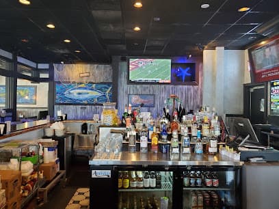 Big Tunas Beach Bar & Grill