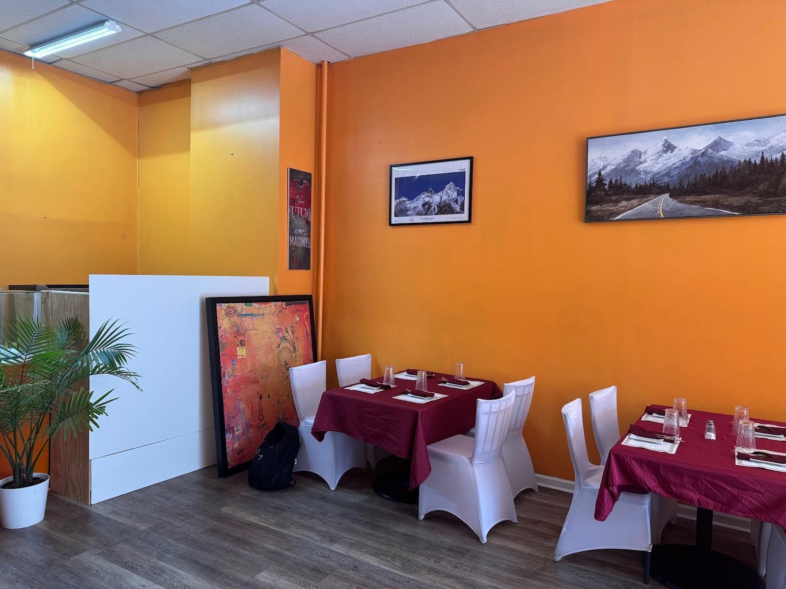 Himalayan Bistro, Indian and Nepali Cuisine
