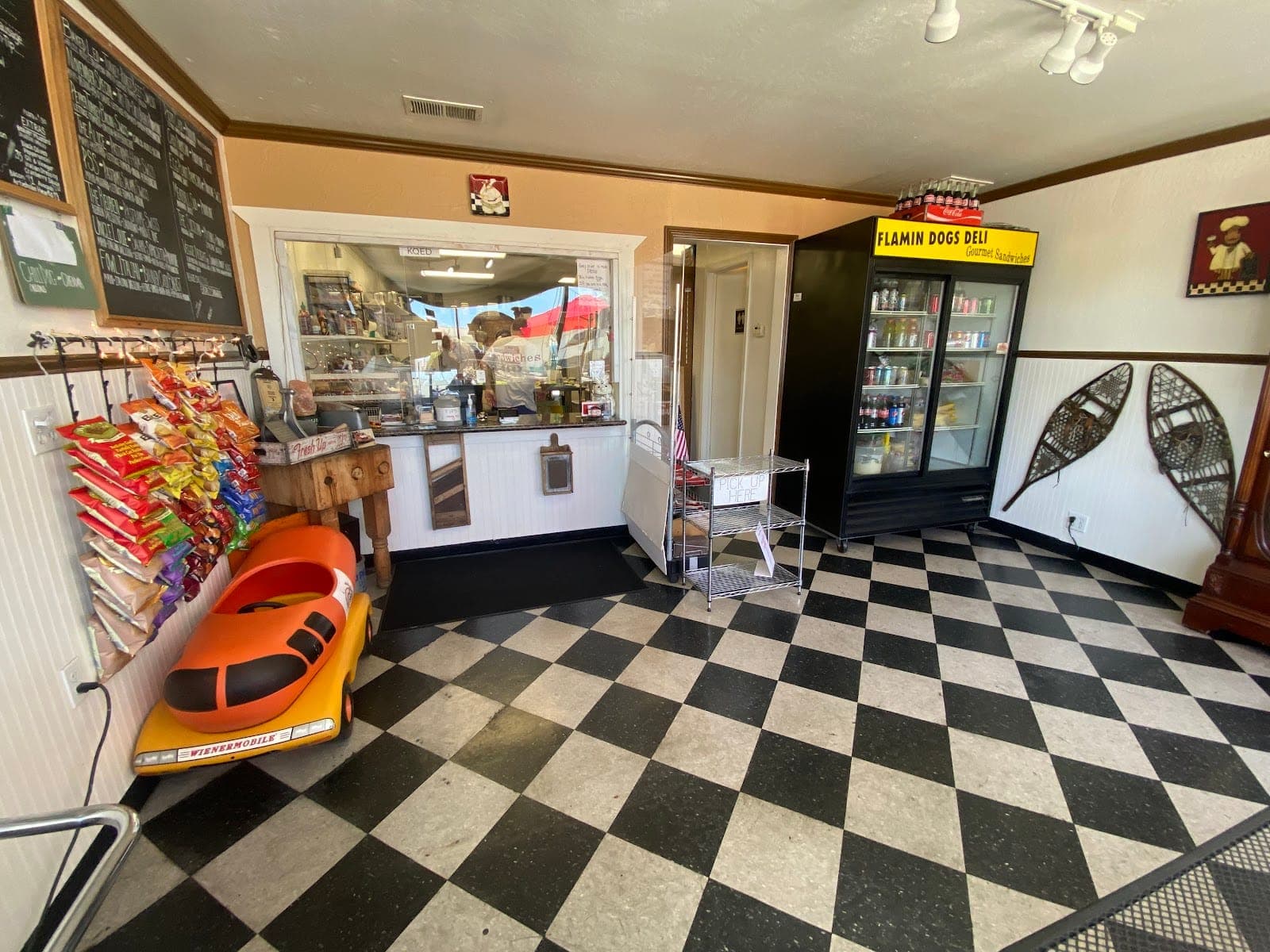 Flamindogs Deli
