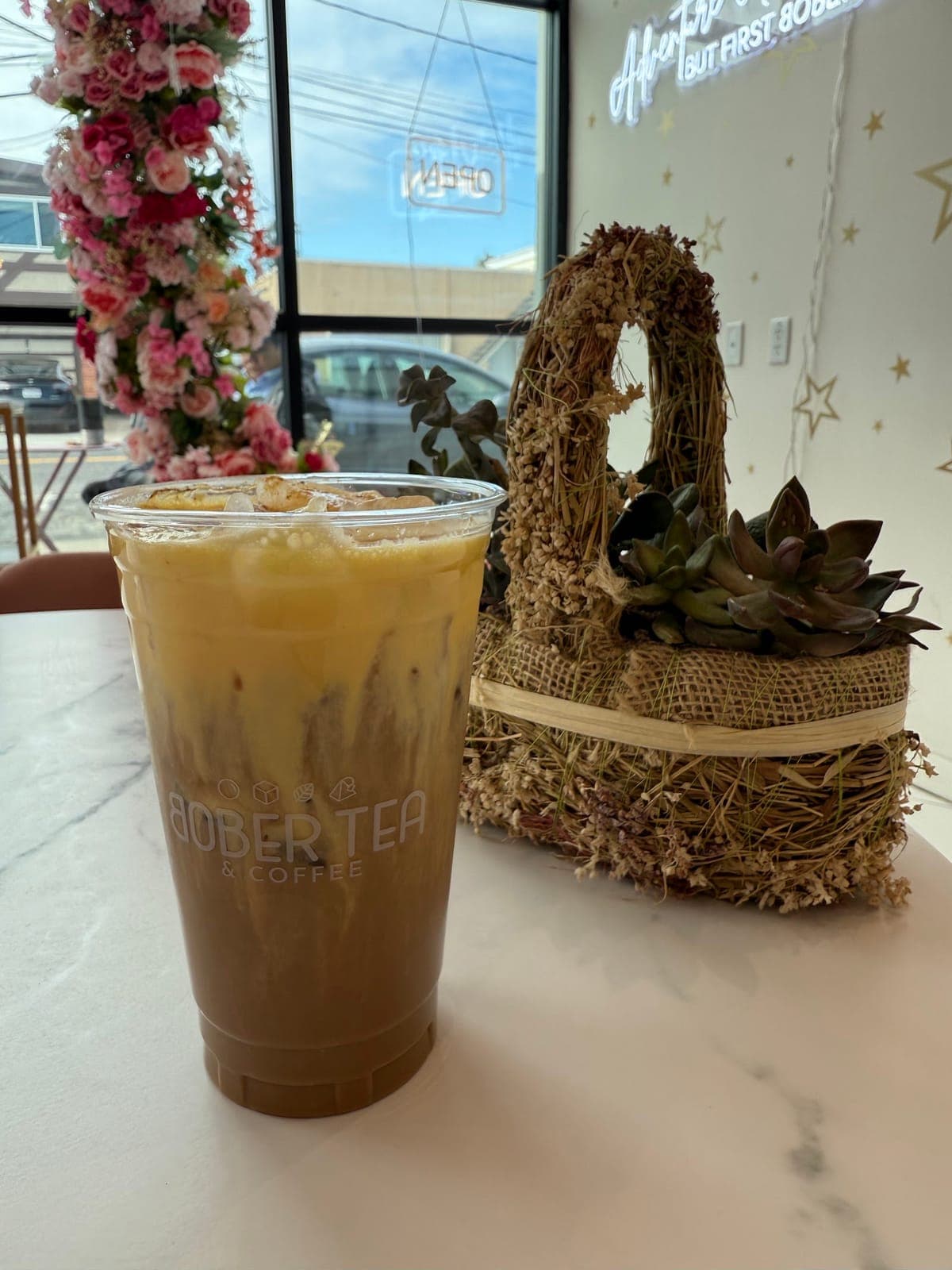 Bober Tea & Coffee