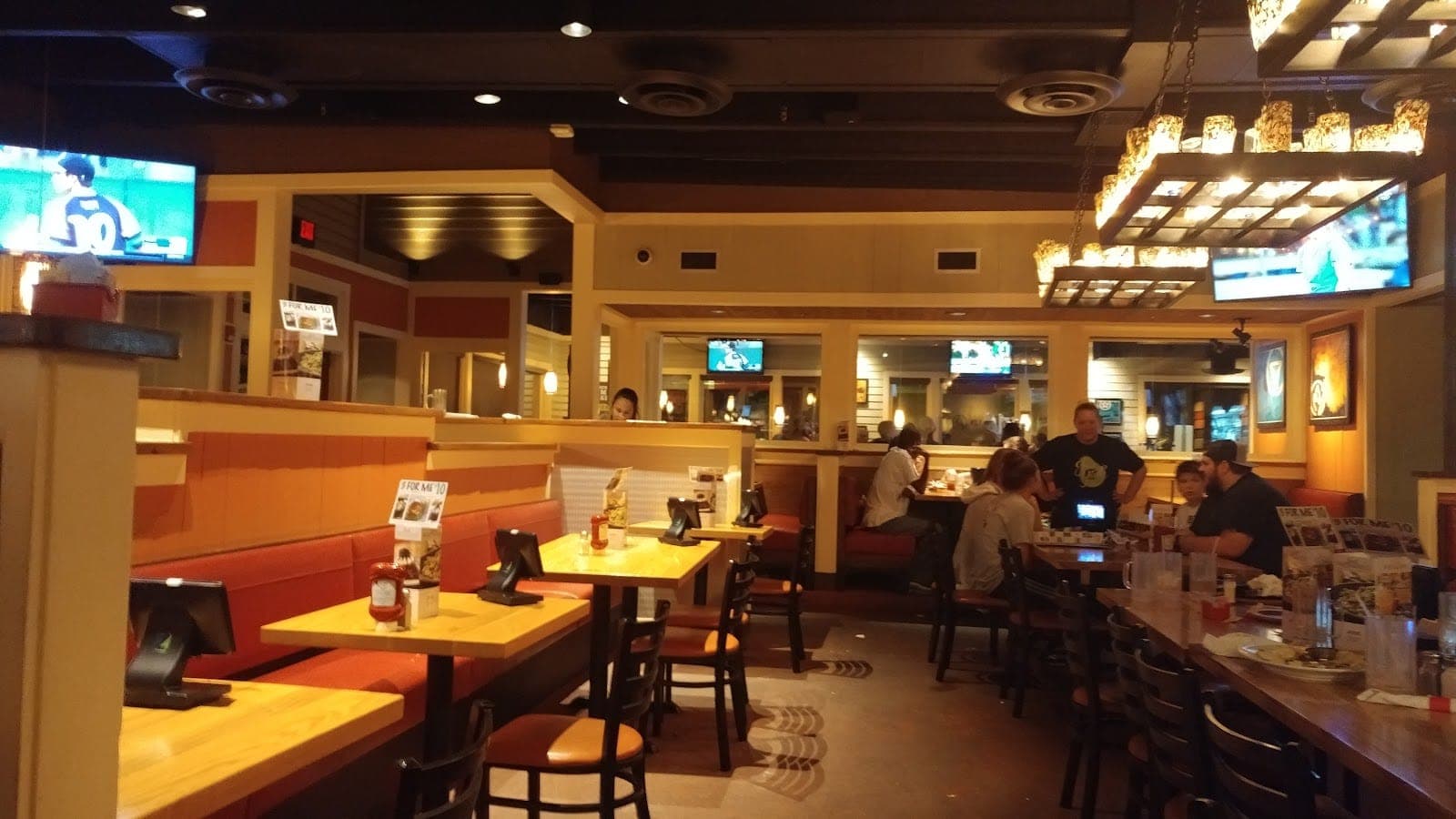 Chili's Grill & Bar
