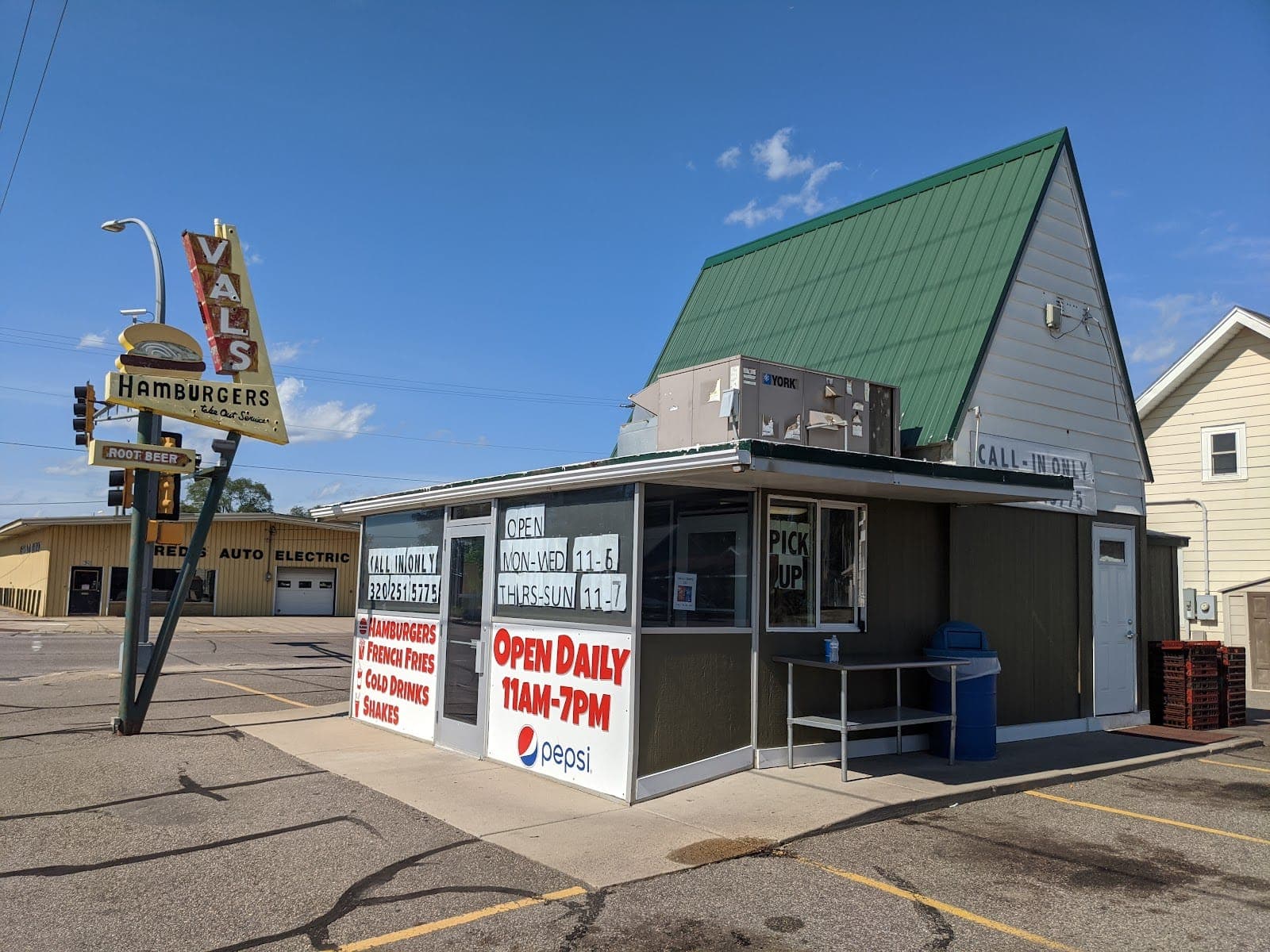 Val's Hamburgers