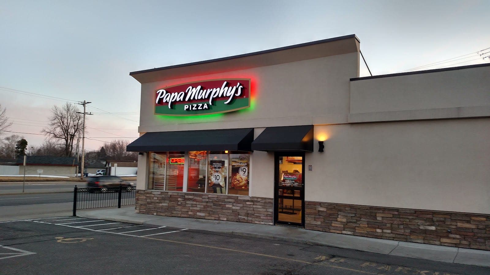 Papa Murphy's | Take 'N' Bake Pizza