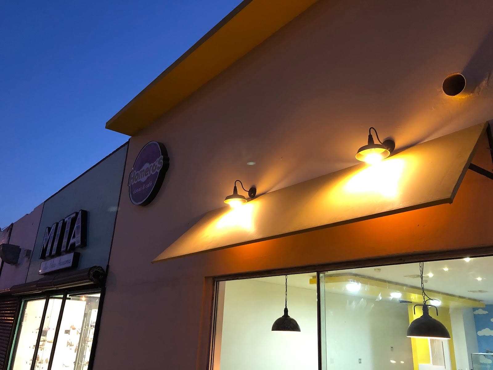 Homero’s Donas y Café