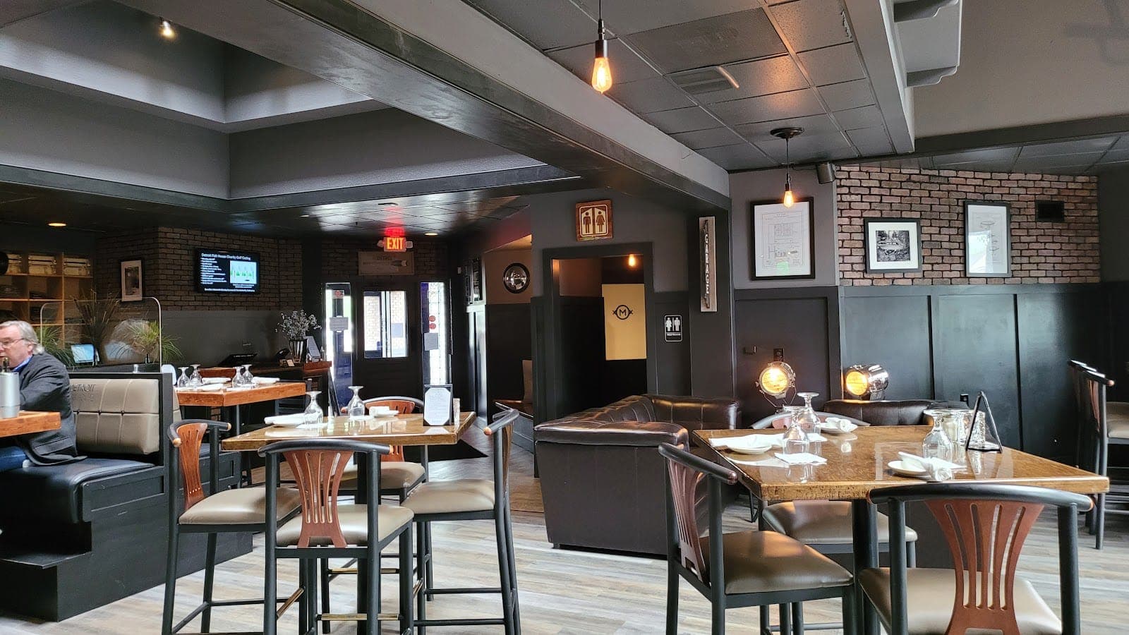 Detroit Fish House: Steak and Oyster Bar