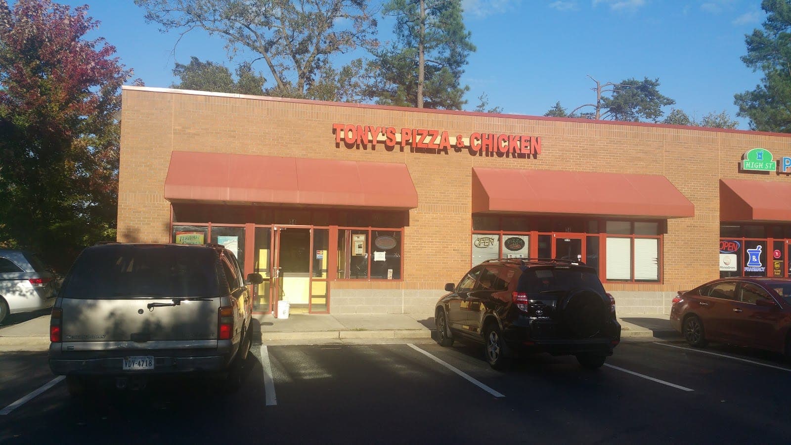 Tony's Pizza & Chicken