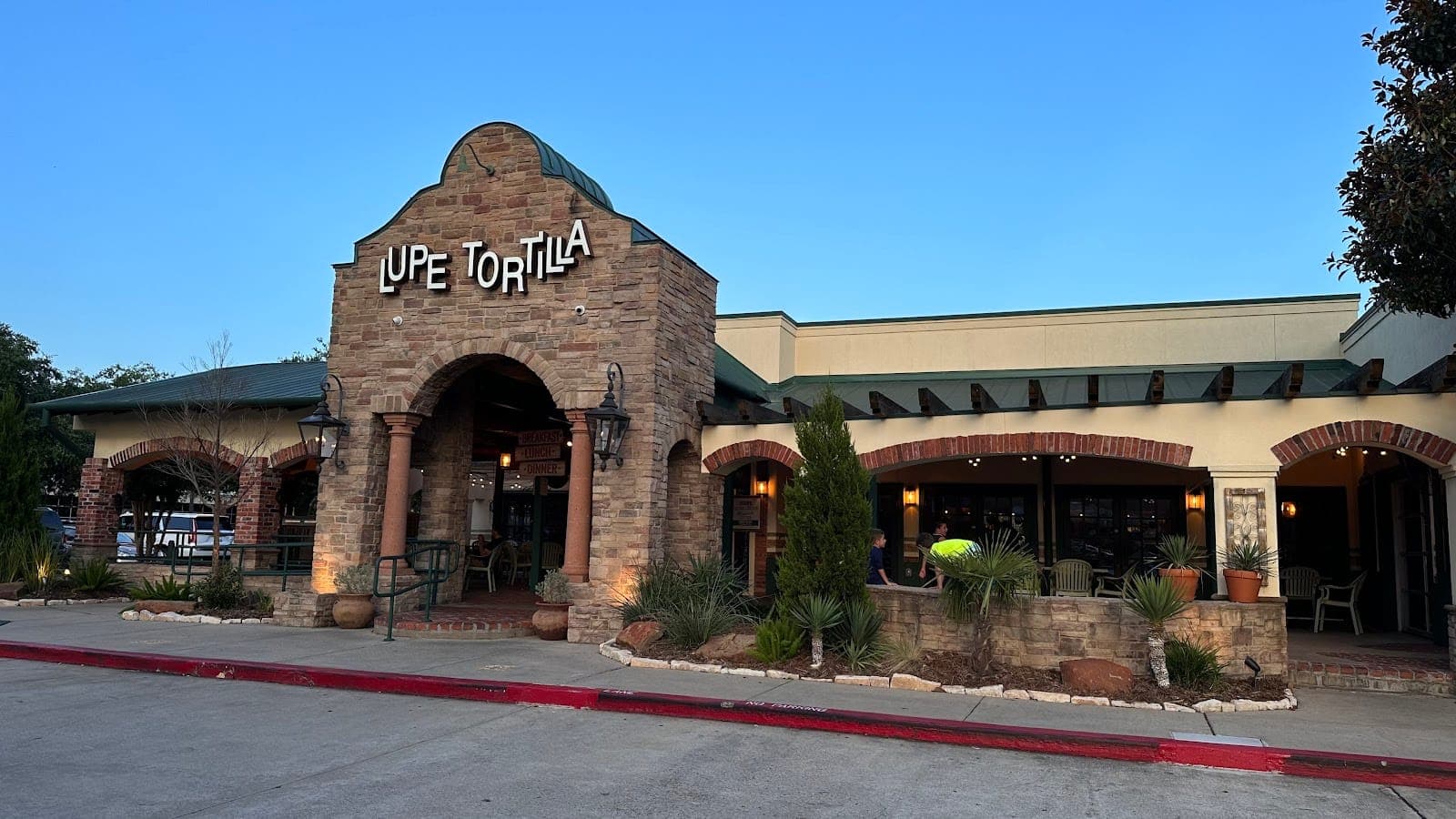 Lupe Tortilla Mexican Restaurant